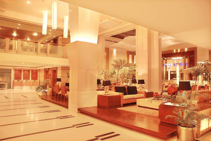 Guest Lobby