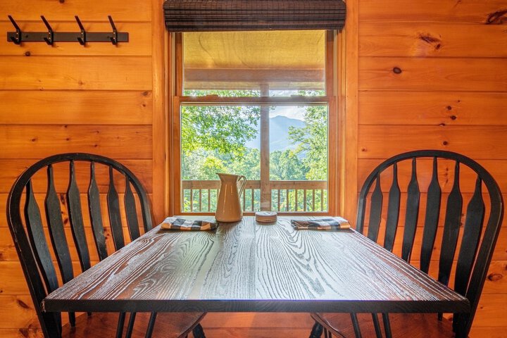 Clear Creek Lodge Handicap Accessible King Room (13 of 41)