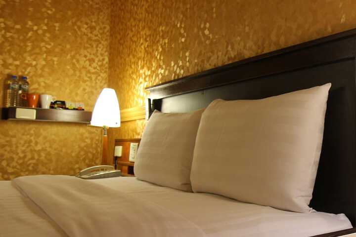 Room 22 of 41