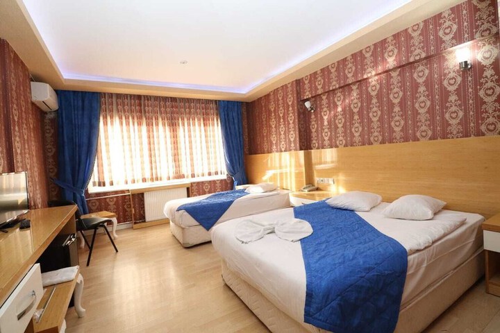 Room 38 of 85