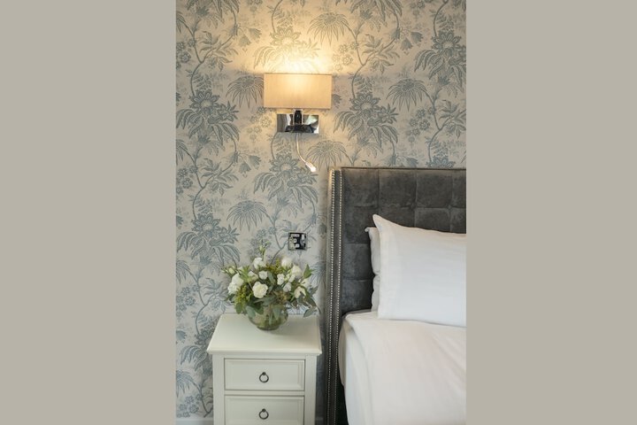 Room 10 of 81