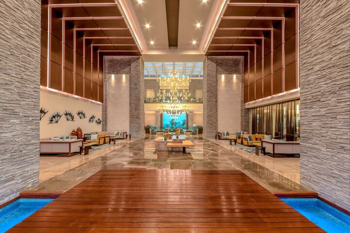 Hotel Interior 2 of 152