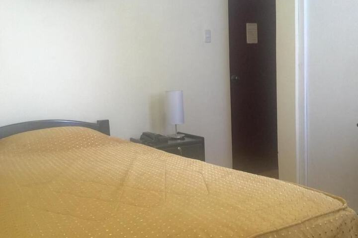Room 9 of 35