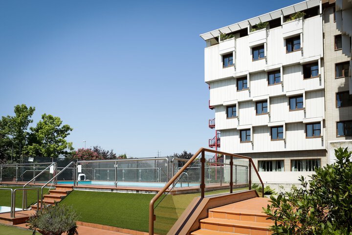 Sundeck 67 of 69