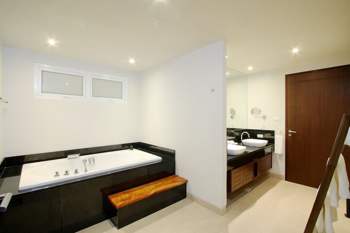 Room 39 of 50