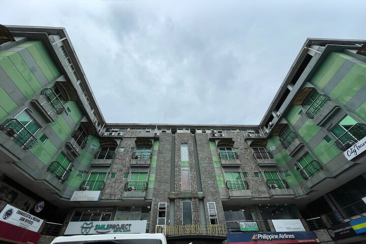 Hotel 76 of 79