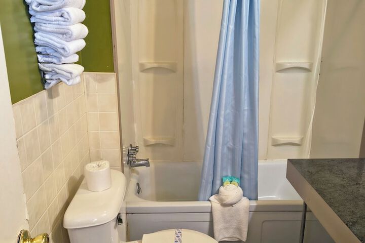 Bath Interior