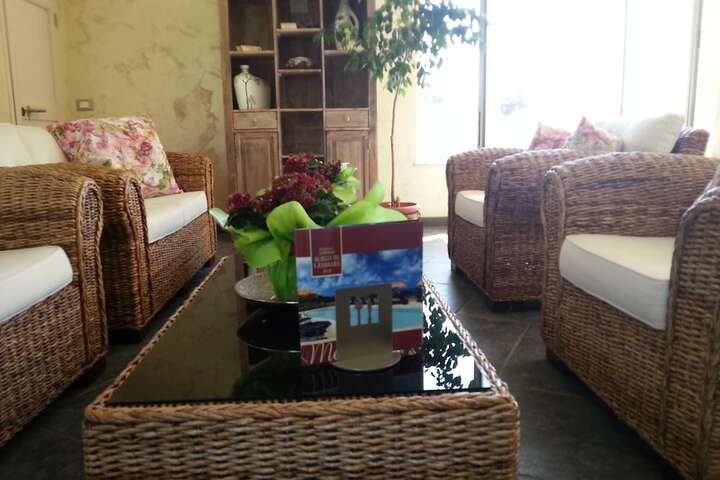 Guest Lobby
