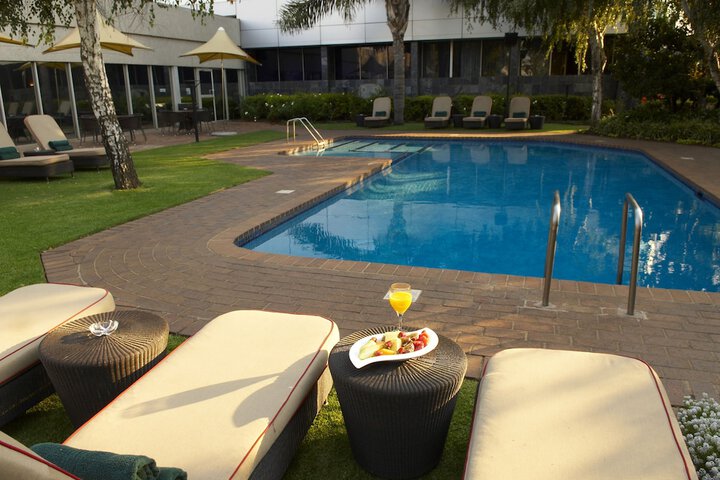 Pools & Facilities