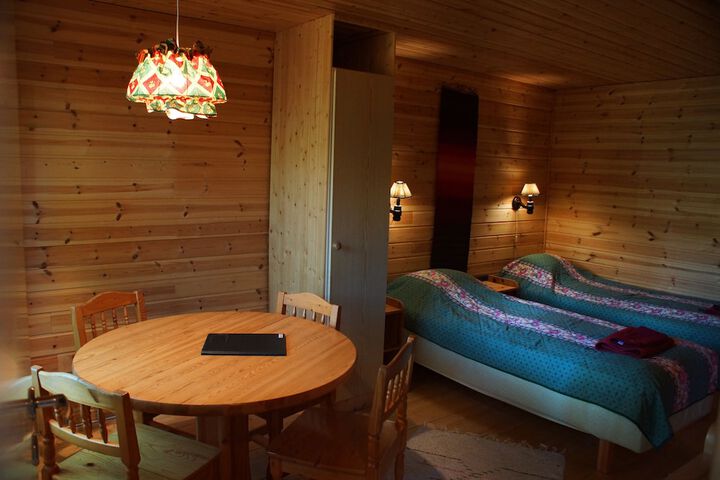 Room 5 of 72