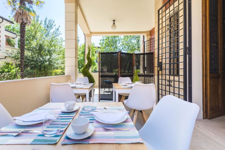Terrace/Patio 27 of 48