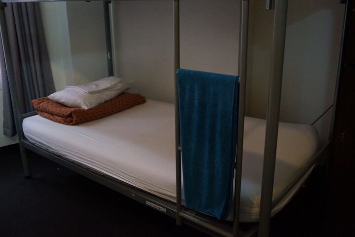 Room 11 of 35