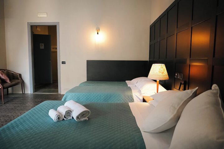 Room 16 of 43