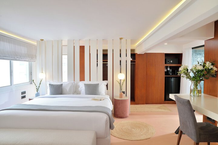 Room 5 of 37