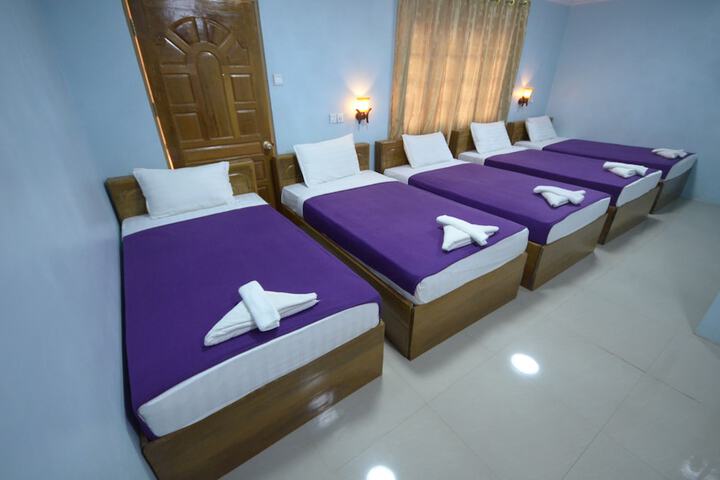 Room 5 of 35