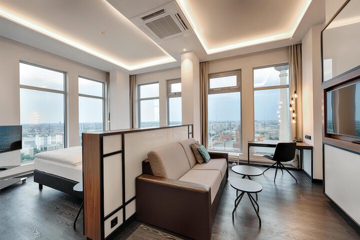 Room 47 of 157
