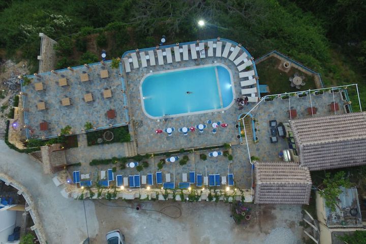 Hotel 98 of 109
