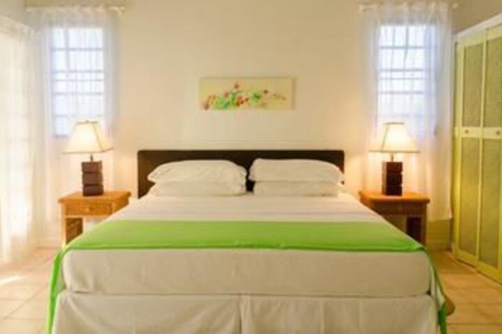 Room 8 of 19