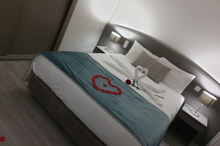 Room 12 of 61