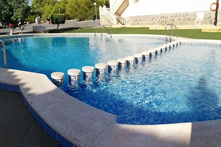 Pool 9 of 13