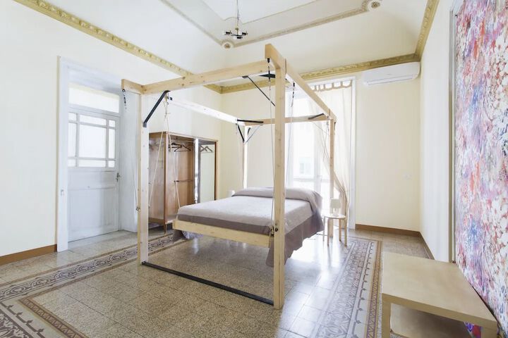 Room 16 of 53