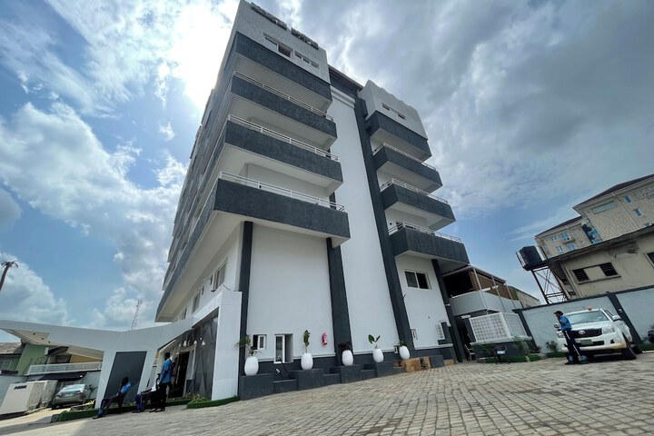 Presken Awolowo Way - Ikeja