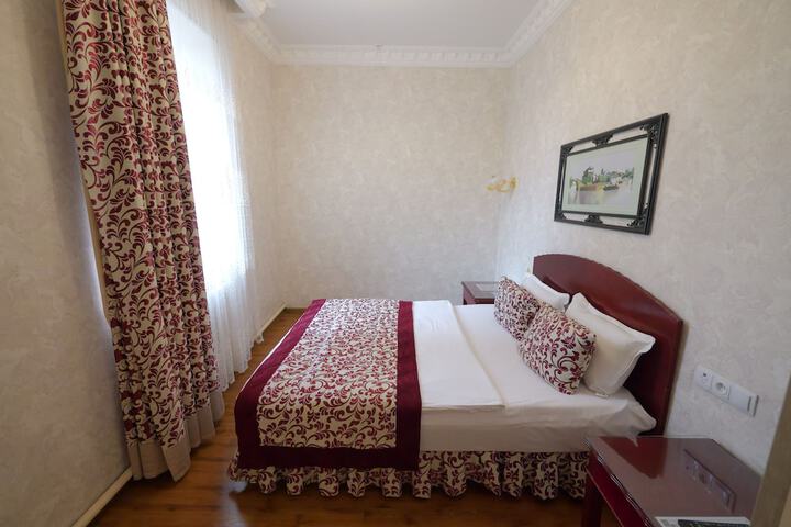 Room 37 of 92