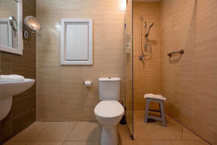 Bath Interior