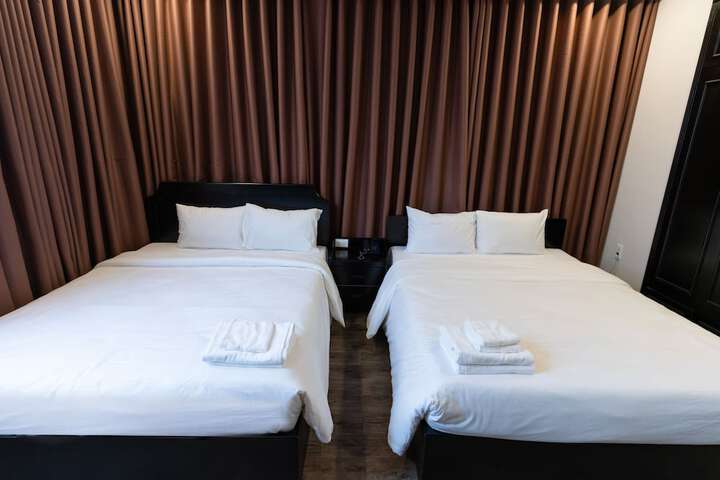 Room 27 of 41