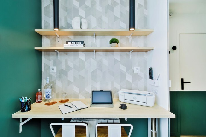 Room 185 of 270