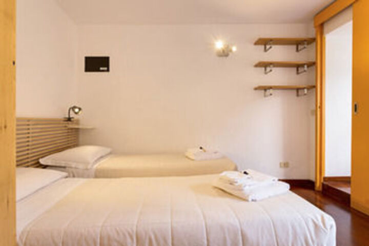 Room 268 of 477