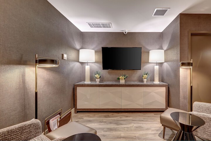 Business center