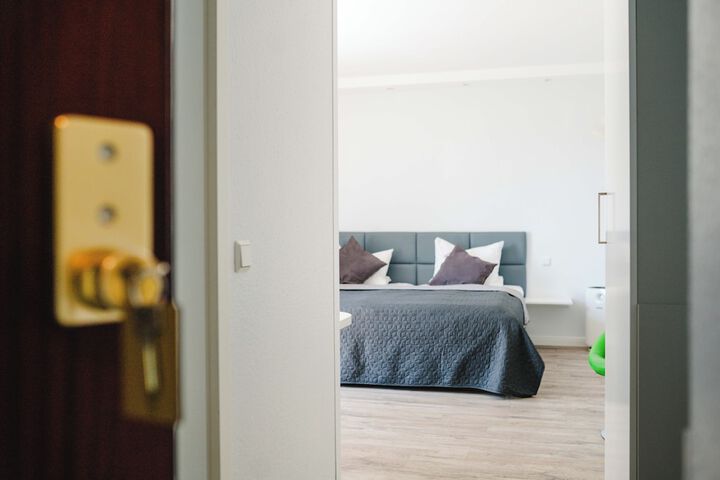 Room 14 of 29