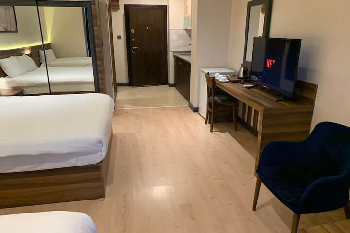 Room 26 of 45