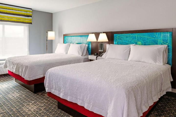 2 Queen Beds Hearing Accessible (4 of 6)