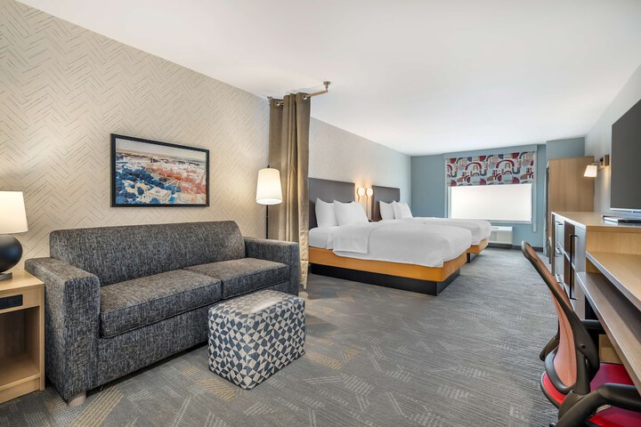 Room 18 of 37