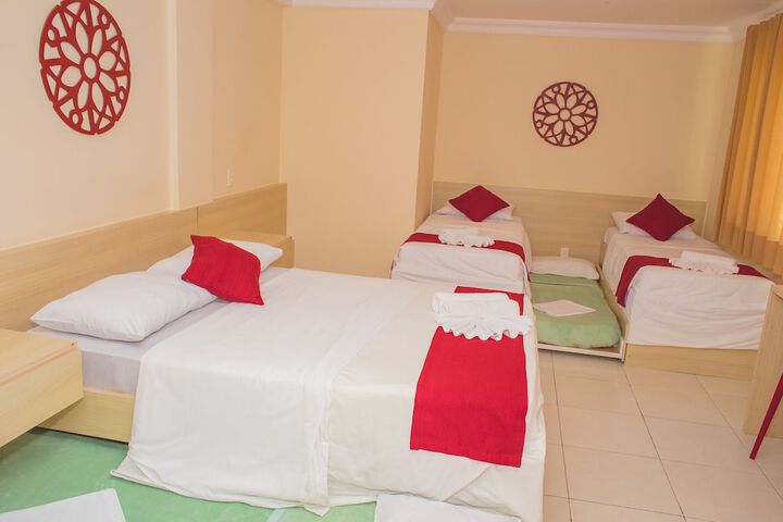 Room 13 of 39