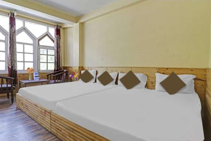 Room 5 of 10