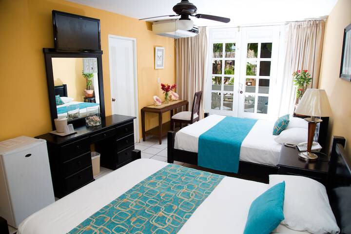 Room 2 of 37