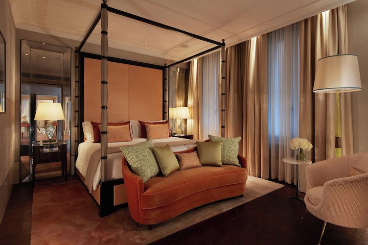 Room 41 of 150