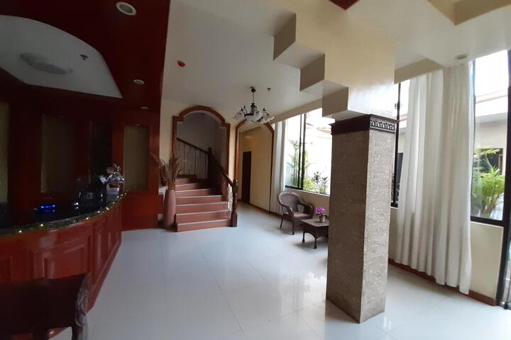 Hotel Interior 10 of 12