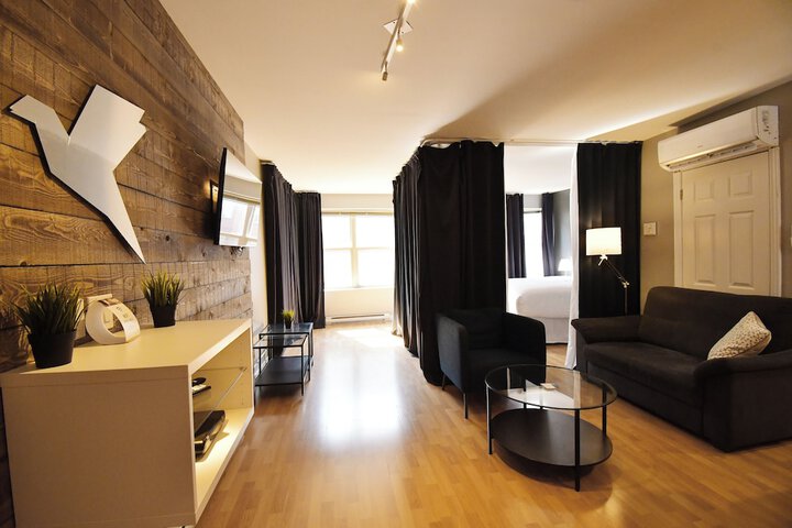 Room 14 of 23