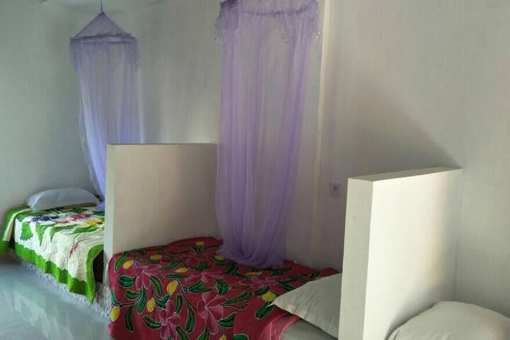Room 10 of 41