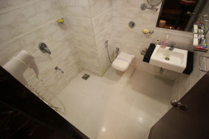 Room 8 of 45