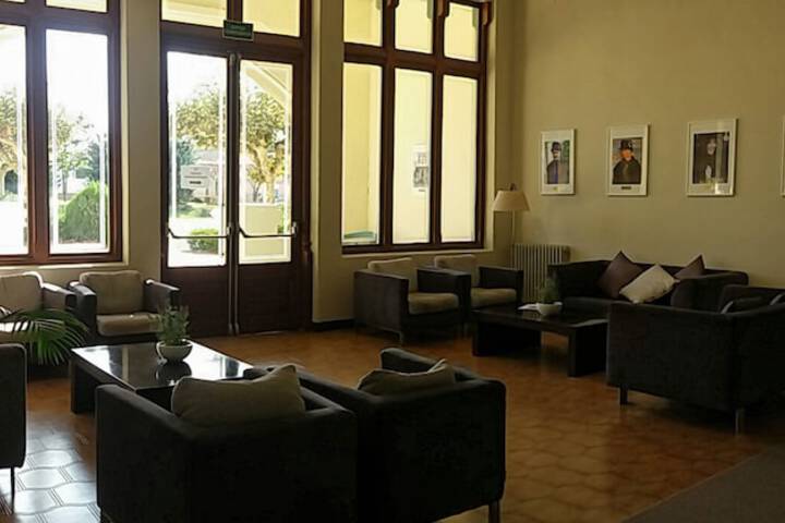 Hotel Lobby