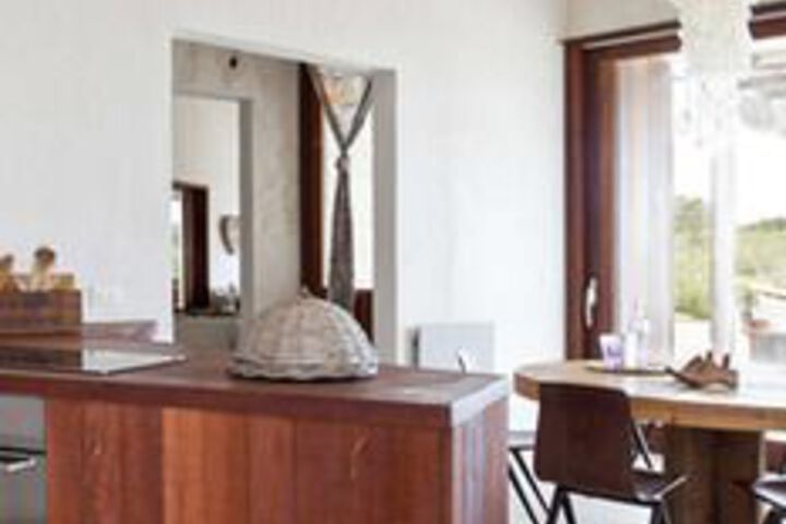 Room 12 of 29