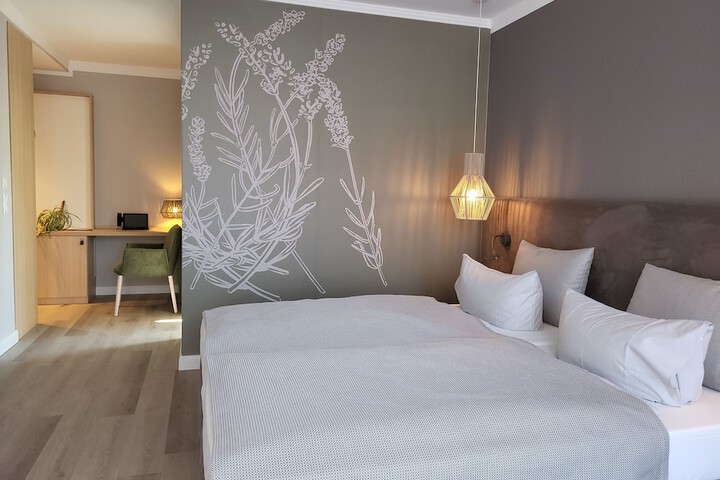 Room 19 of 60