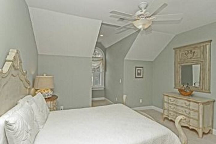Exterior of Royal Pine 2104 by RedAwning