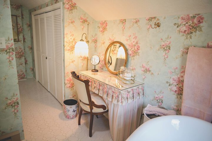 Room 25 of 52