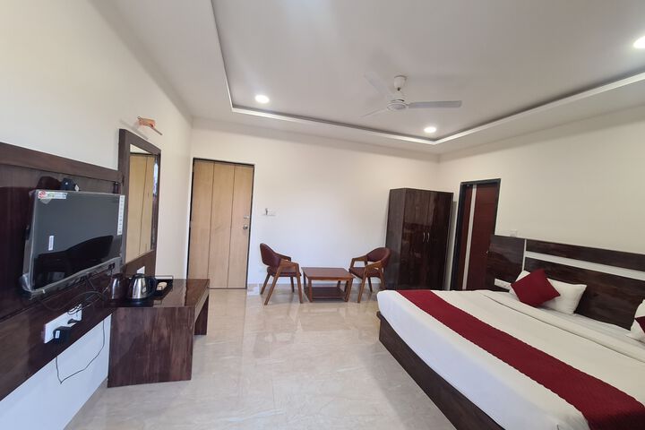 Room 21 of 27